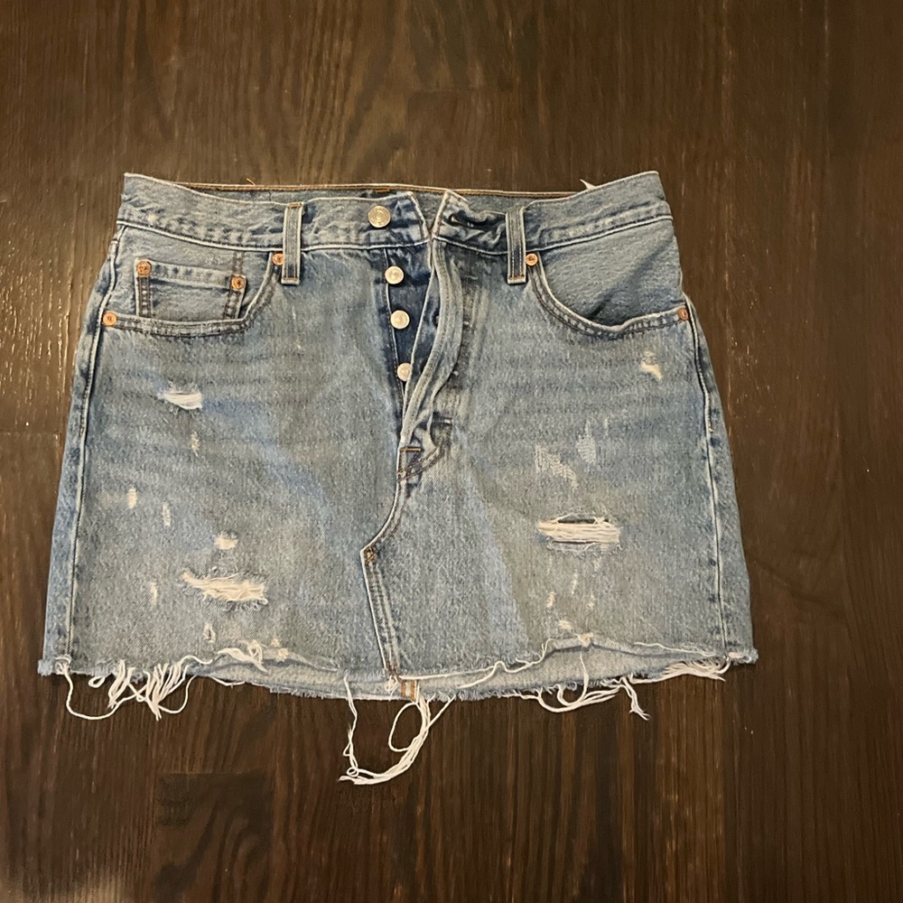 LEVI’’S Mini Jean Skirt